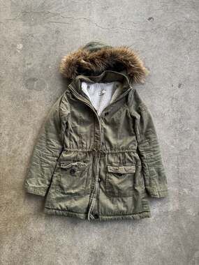 Abercrombie & Fitch Kids Olive Green Faux Fur Hood Sherpa Lined Utility Parka Ja